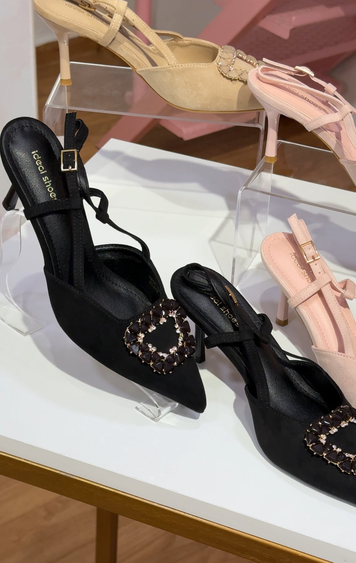 Girly Aid heels 🖤✨🎀