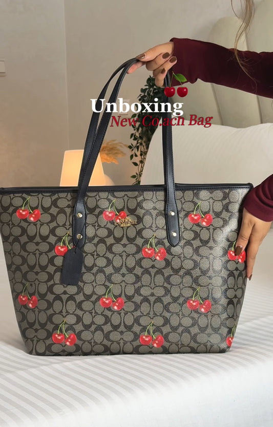 Cherry Coach bag 🍒🍂