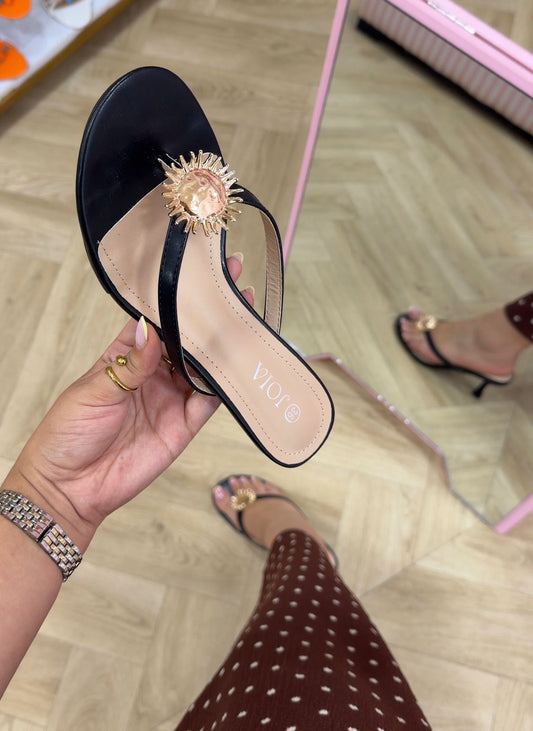 Golden HEELS🌞 توصيل مجاني